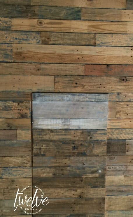 White Washed Pallet wall