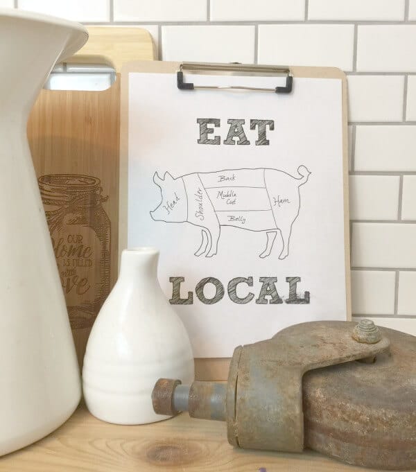 Are you looking for another awesome FREE farmhouse printable? This EAT LOCAL printable is perfect!