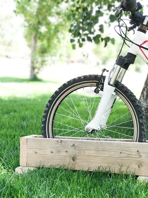 Diy wood bike online rack