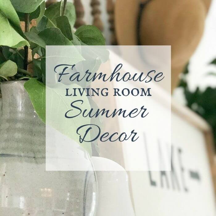 Come check out these amazing farmhouse living room ideas for the summer and late summer! Its something that can last through until fall! 