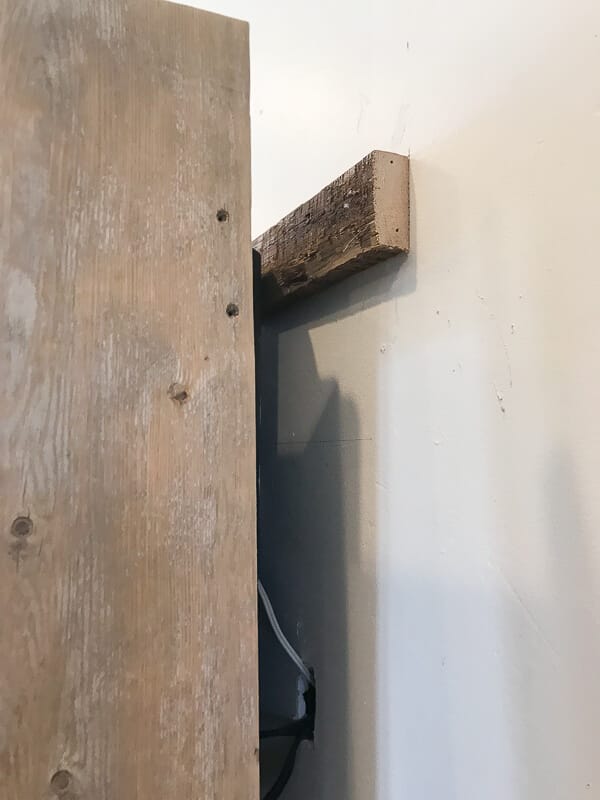 How to attach a TV frame to the wall