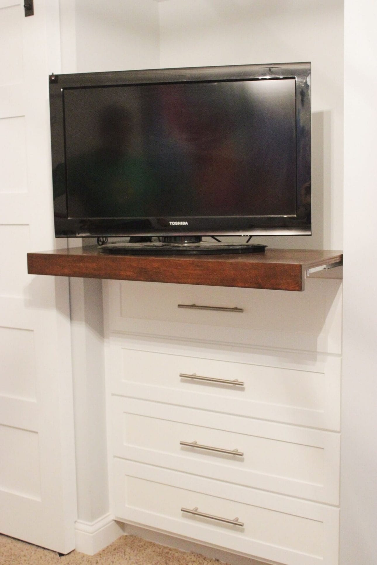 How to create your own TV console
