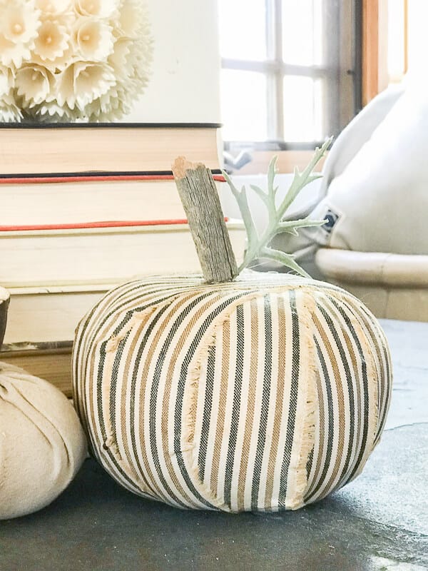 Ugly dollar store foam pumpkins get a makeover and look fabulous!