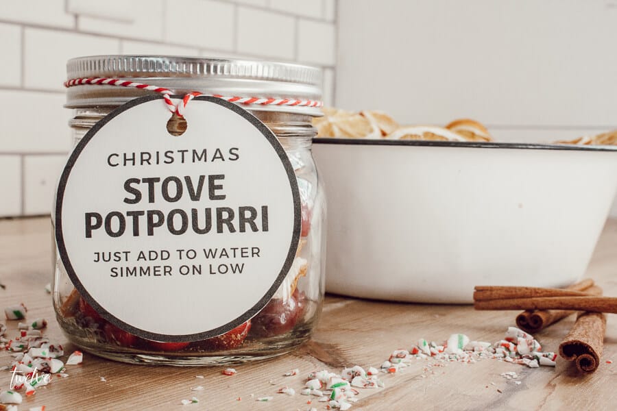 DIY Christmas Gifts: Christmas Potpourri in a Jar + Free Printable Gift Tags