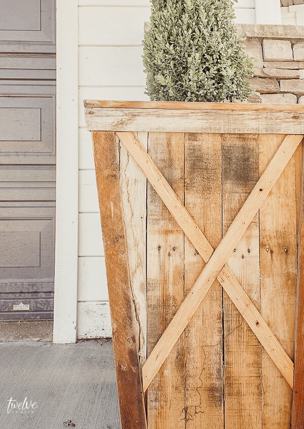 I love seeing a repurpose project like turning pallets into planter boxes!