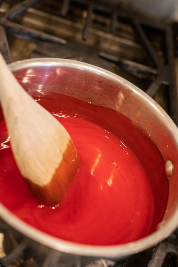 How to make strawberry danish dessert.