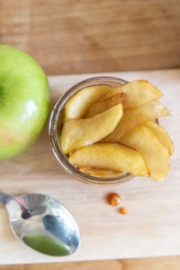 I love these spiced apples!  Make these today!  Use them as a topping for your ice cream, or eat them right out of the pan!