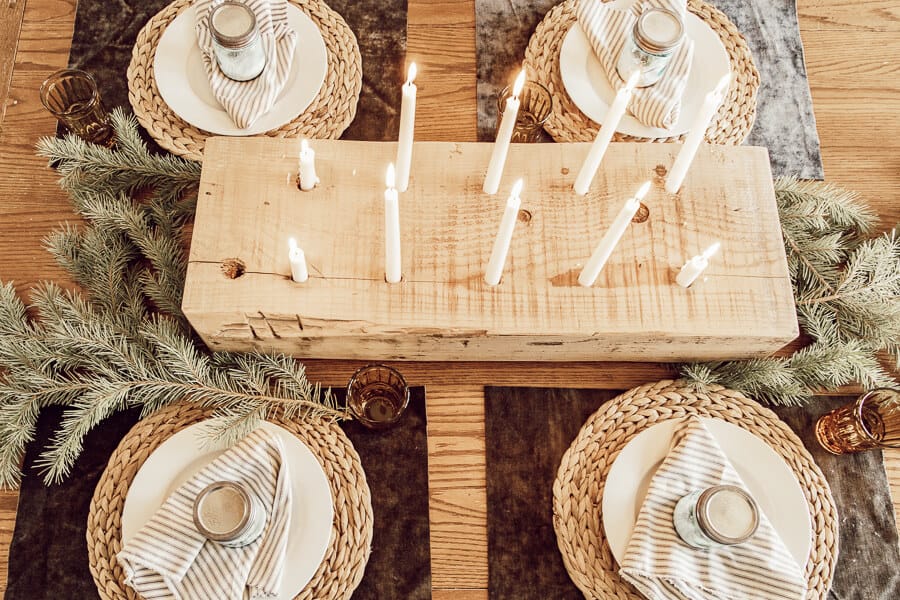 Gorgeous Christmas table decor full of Scandinavian inspired cozy Hygge elements.