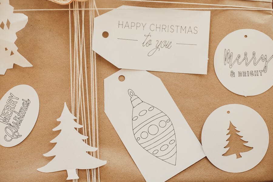 Adorable and easy to make, these Cricut gift tags can be made with any Cricut machine