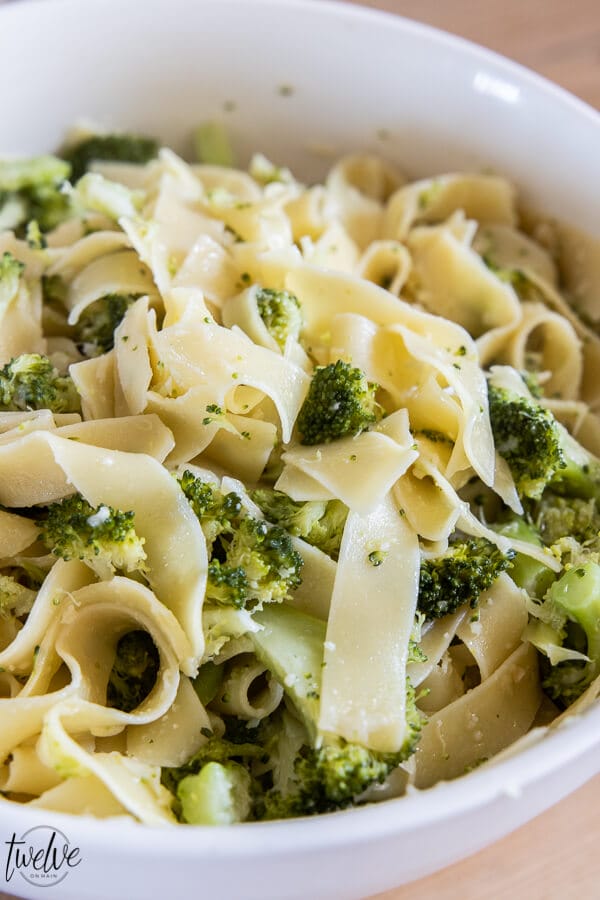 5 Ingredient Recipe Fast And Easy Broccoli Pasta Dinner - Twelve On Main