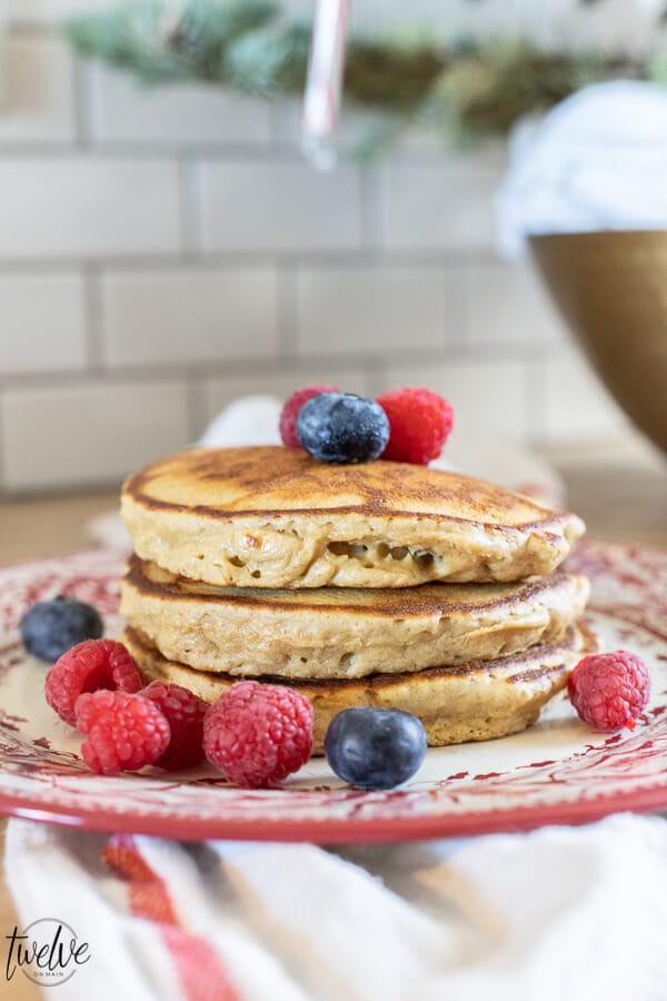 Light and Fluffy Banana Oatmeal Pancakes, Low Fodmap and Gluten Free