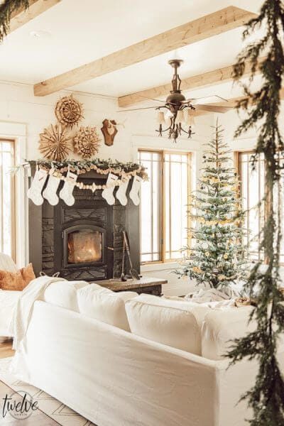 Cozy Christmas Living Room Decor - Twelve On Main