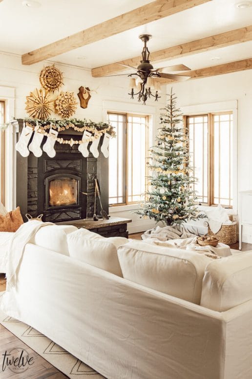 Cozy Christmas Living Room Decor - Twelve On Main