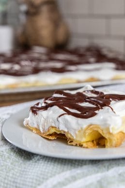 Easy to Make Chocolate Eclair Cake Perfect for Any Occasion - Twelve On ...