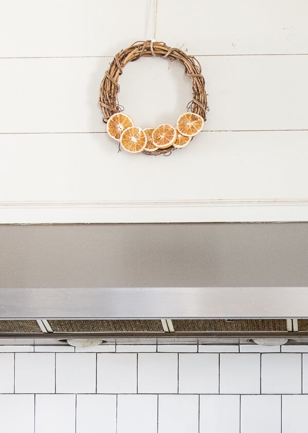How to make a cute dried lemon slice spring wreath for front door decor or for any part of your home. I love adding simple touches like this.