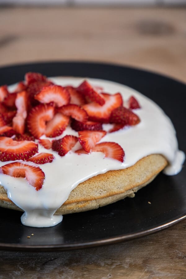 This is the easiest protein pancake recipe, is so versatile and with almost 30 grams pf protein, its keeps you full longer! It is a powerhouse of nutrition with healthy, simple and easy to access ingredients that we all have in our home.