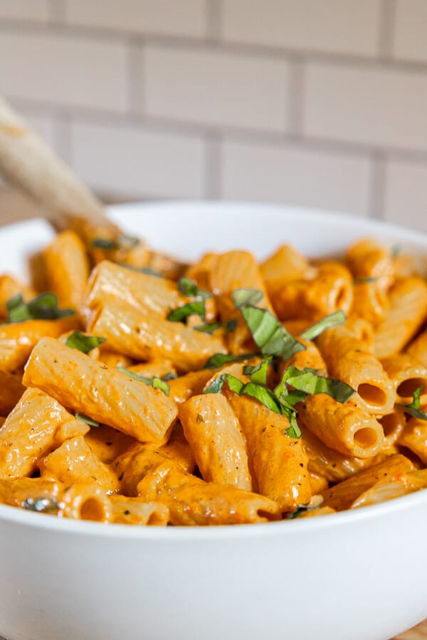 Roasted red bell pepper pasta