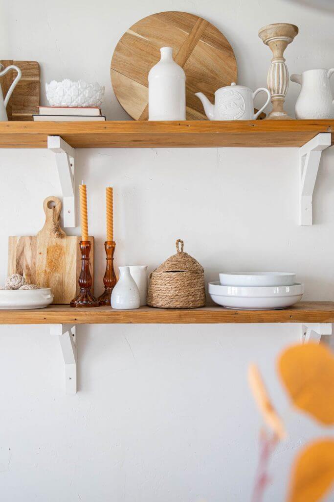 Fall shelving ideas. How to add fall decor to your shelves