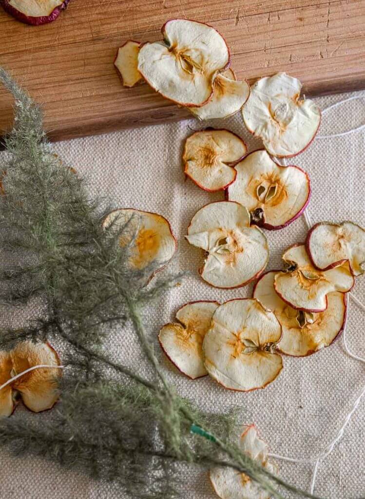 How to Dry Apple Slices for Decoration: A Complete Guide