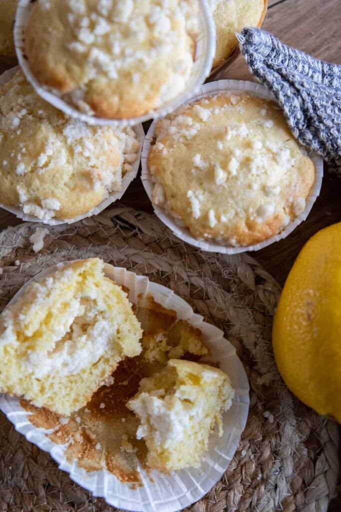 These amazing sourdough lemon muffins with cheesecake filling are sweet, full of lemon flavor and the cream cheese filling is perfect.