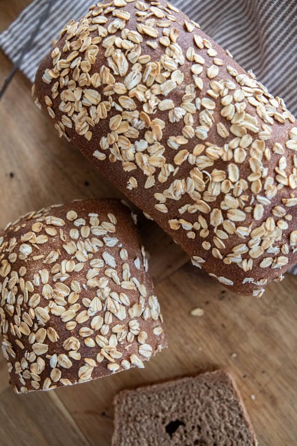 This sourdough molasses bread is soft and so flavorful. It reminds me of the brown pumpernickel bread from The Cheesecake Factory. 